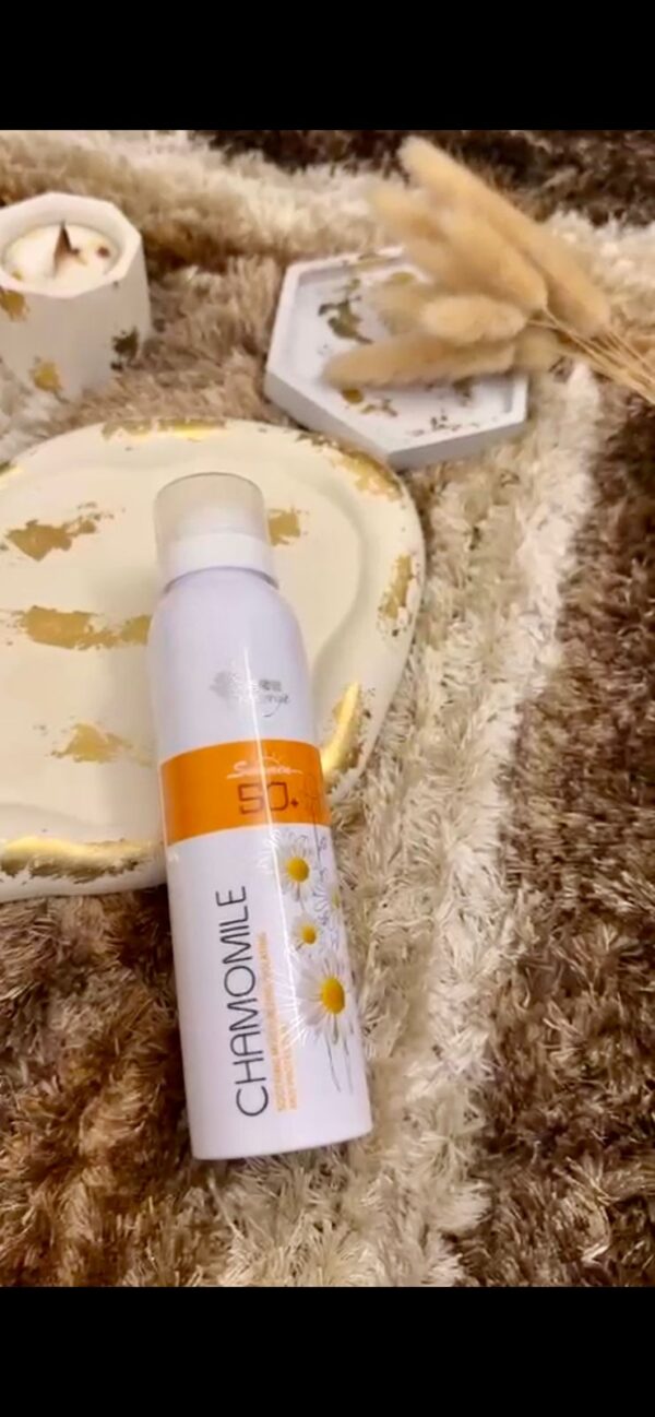 Chamomile Whitening Sunscreen Spray - Image 2